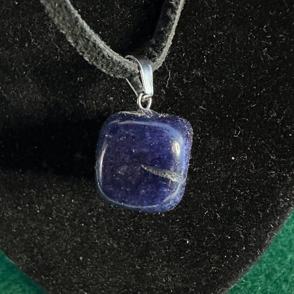 Unisex Sodalite Stone Necklace Black Leather Cord Boho Natural Gem Jewelry